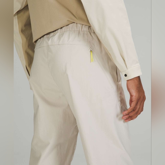 Lululemon lab Tapered Slim Pants Natural Ivory Relaxed Fit Pull On Size Large - Picture 4 of 12